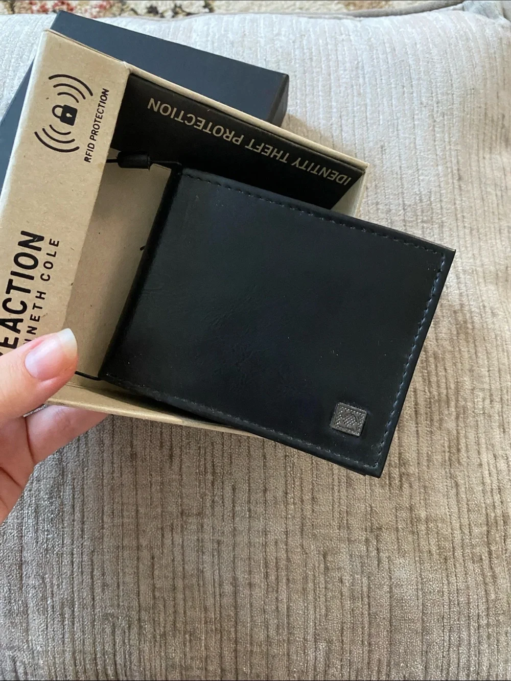 Kenneth Cole Reaction Black RFID Leather Bifold Wallet